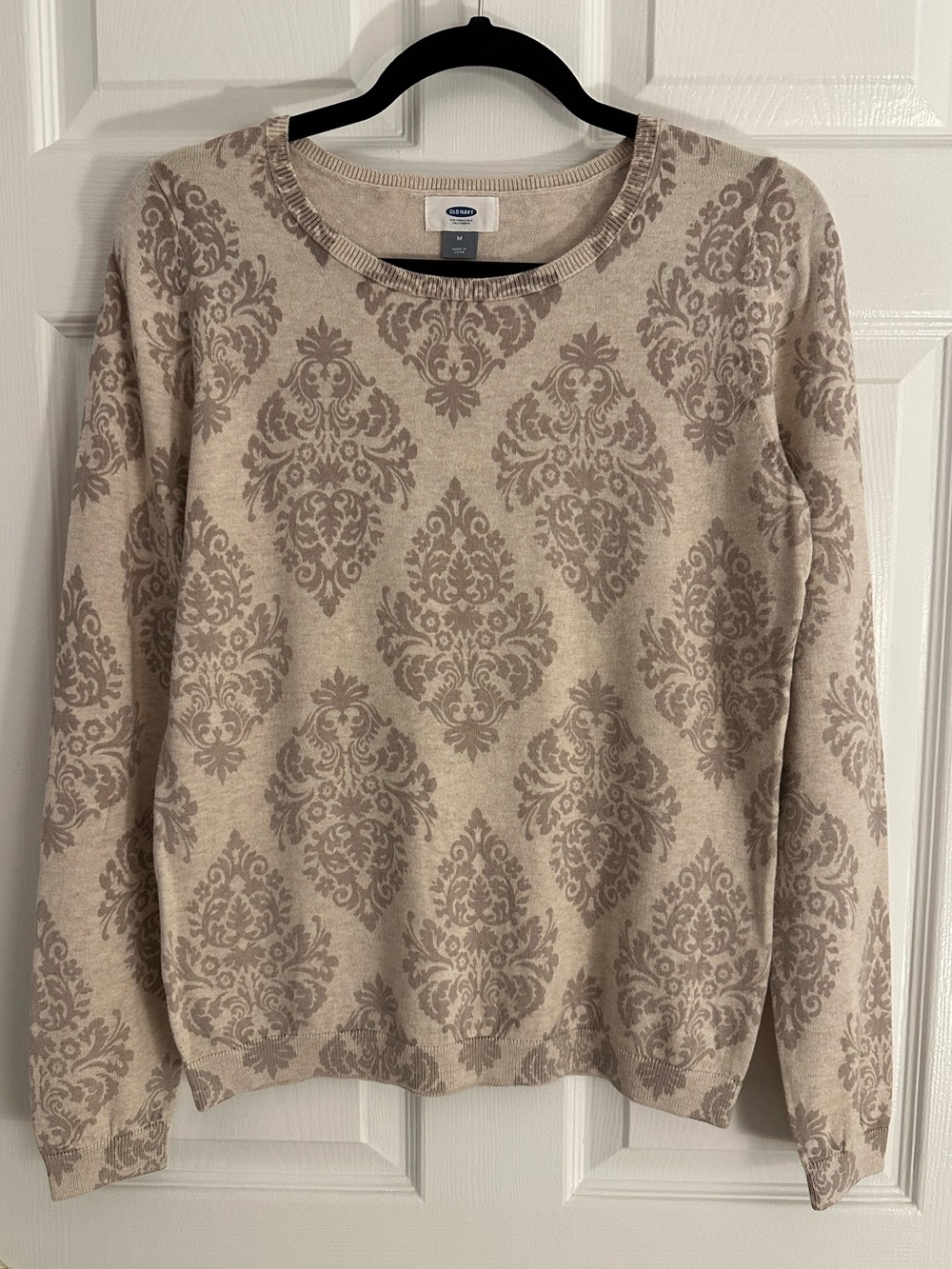 NWT Old navy Elegant Beige Patterned Sweater